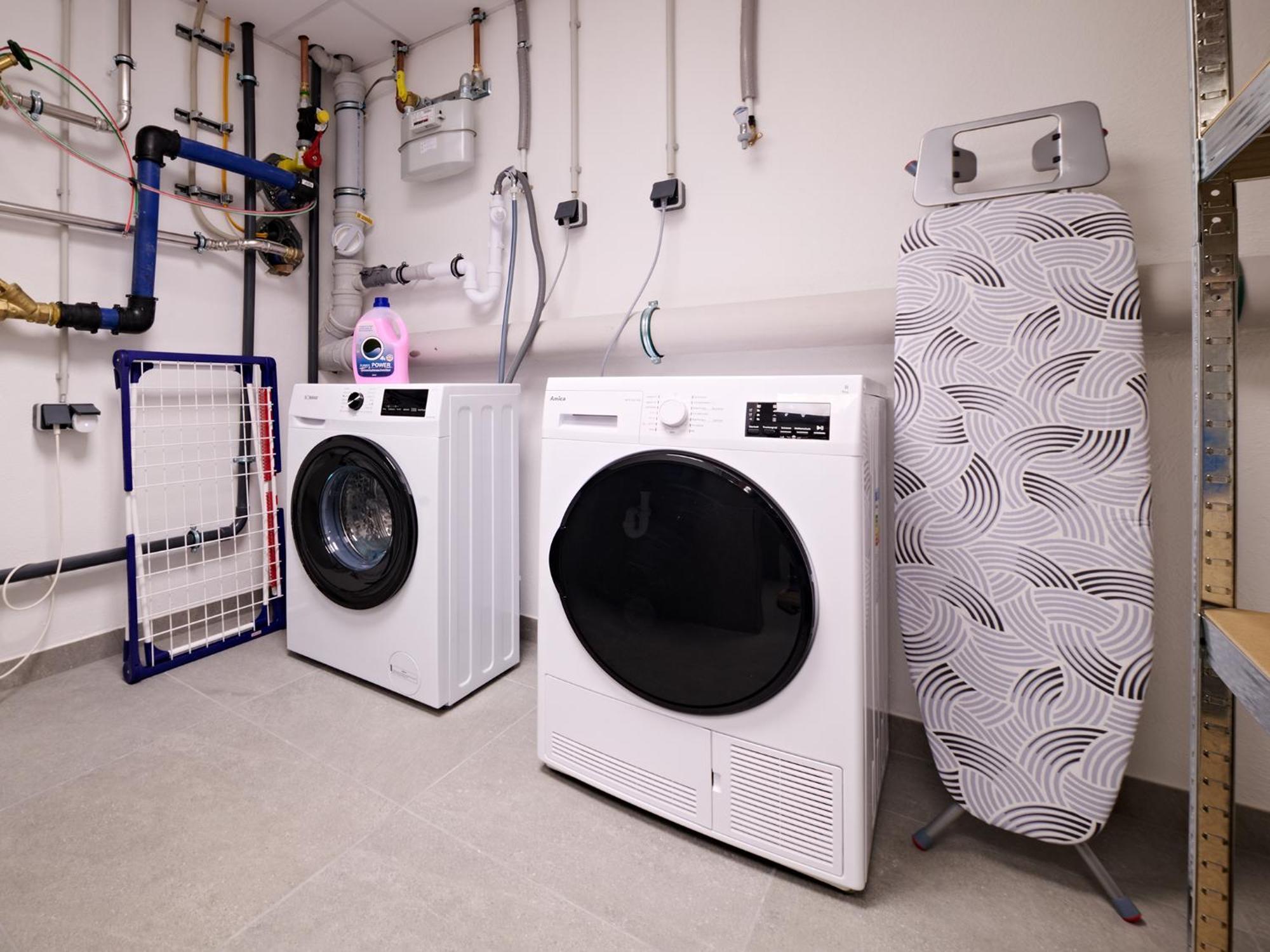 Xzllenz Traum Studio-Apartment, Frei-Parken, U-Bahn, Kueche 뉘른베르크 외부 사진